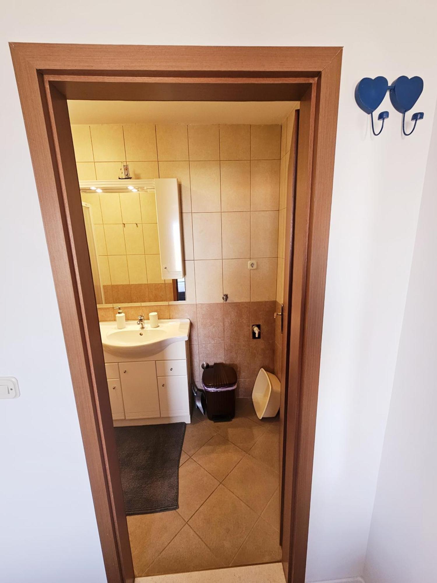 Apartmani Neva Supetar Exterior foto